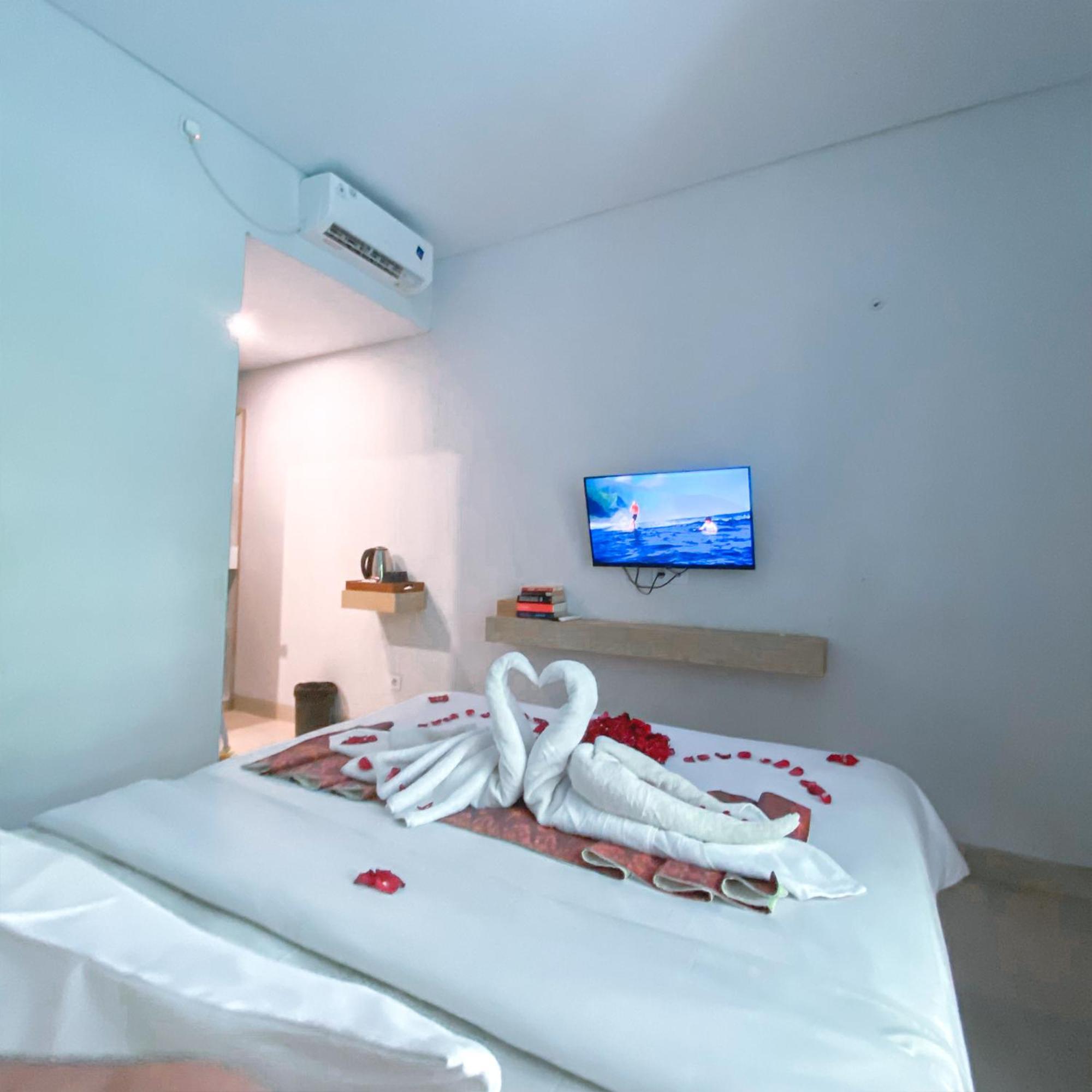 Manuver Surf And Stay Uluwatu Bali Jimbaran Kültér fotó